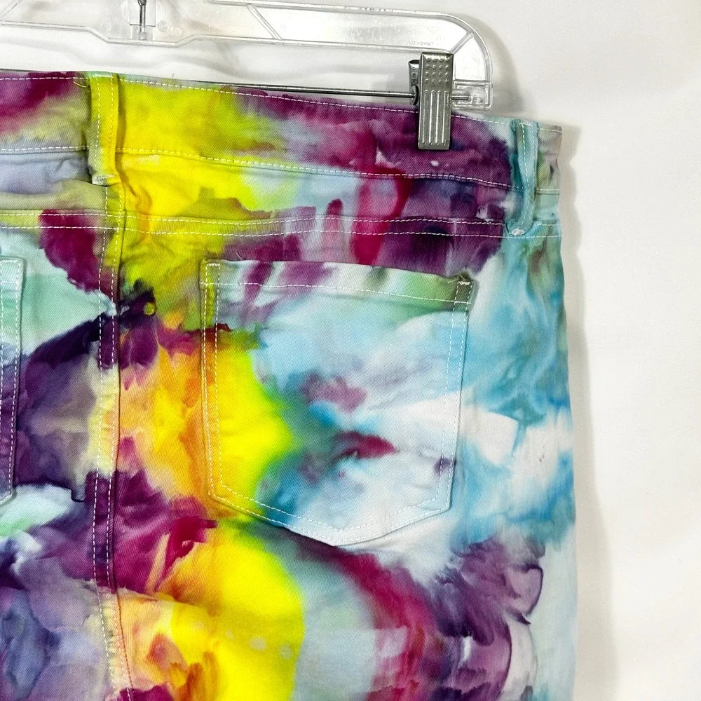 Crown & Ivy Sz 16 Capri Jeans‎ Handmade Tie Dye Denim Yellow Purple Raw Hem 1478